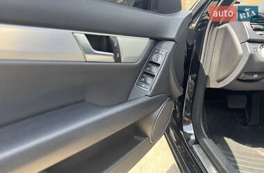 Универсал Mercedes-Benz C-Class 2012 в 
