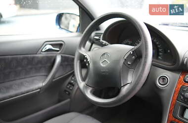 Седан Mercedes-Benz C-Class 2003 в 