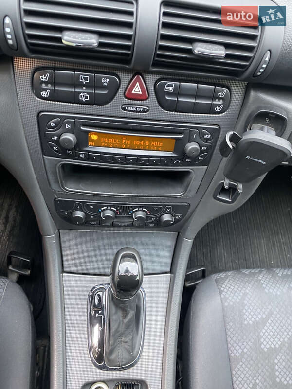 Універсал Mercedes-Benz C-Class 2002 в Вінниці
