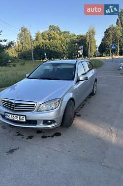 Mercedes-Benz C-Class 2010 Mercedes-Benz C-Class 2010