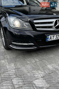 Универсал Mercedes-Benz C-Class 2011 в 