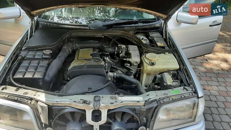 Седан Mercedes-Benz C-Class 1996 в Трускавце фото 24 Седан Mercedes-Benz C-Class 1996 в Трускавце