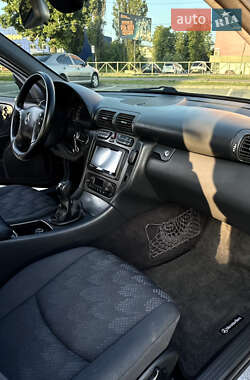 Универсал Mercedes-Benz C-Class 2002 в 