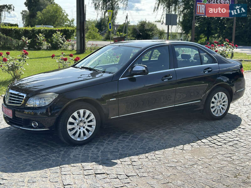 Седан Mercedes-Benz C-Class 2007 в Староконстантинове