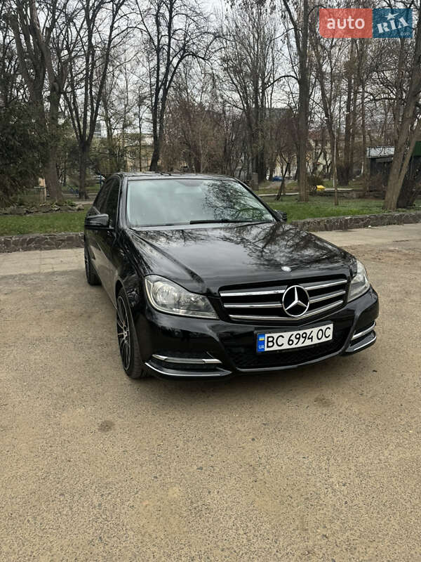 Седан Mercedes-Benz C-Class 2013 в 