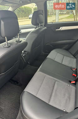 Седан Mercedes-Benz C-Class 2013 в 