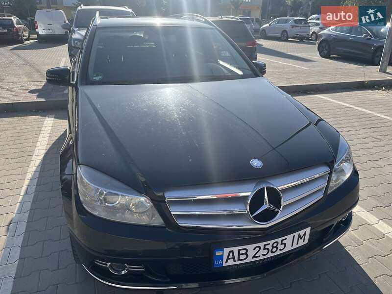 Универсал Mercedes-Benz C-Class 2011 в Виннице