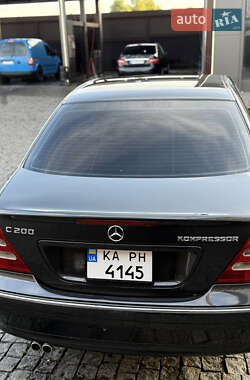 Седан Mercedes-Benz C-Class 2001 в 