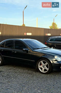 Седан Mercedes-Benz C-Class 2001 в 