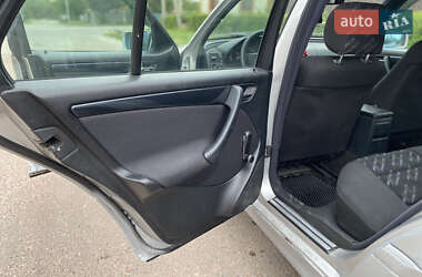 Универсал Mercedes-Benz C-Class 2000 в 