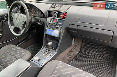 Универсал Mercedes-Benz C-Class 2000 в 