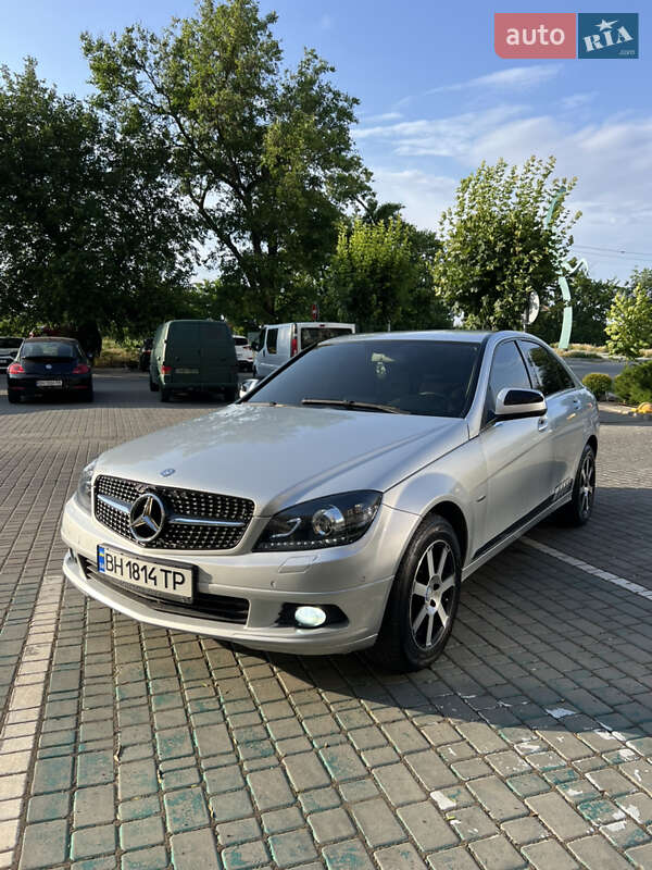 Седан Mercedes-Benz C-Class 2008 в Одессе