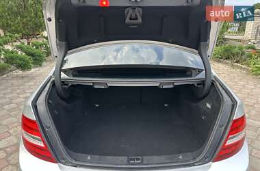 Седан Mercedes-Benz C-Class 2008 в 
