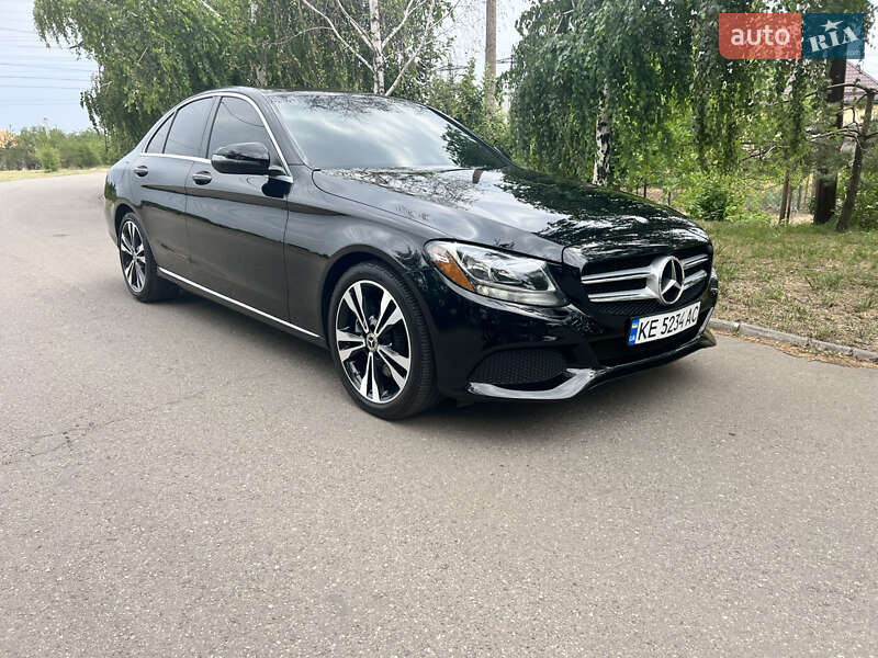 Седан Mercedes-Benz C-Class 2017 в Кривом Роге