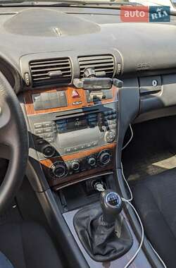 Универсал Mercedes-Benz C-Class 2005 в 