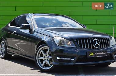 Купе Mercedes-Benz C-Class 2011 в Киеве