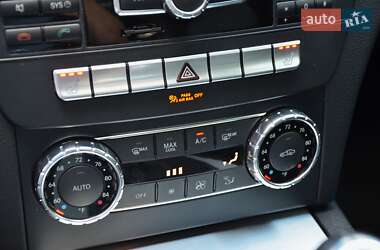 Купе Mercedes-Benz C-Class 2011 в 