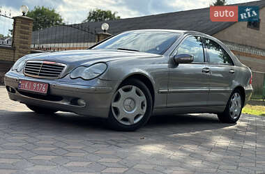 Седан Mercedes-Benz C-Class 2005 в 