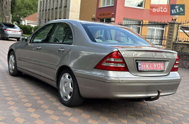 Седан Mercedes-Benz C-Class 2005 в 
