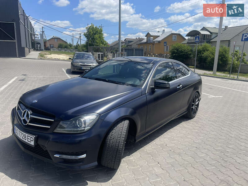 Купе Mercedes-Benz C-Class 2012 в Залещиках