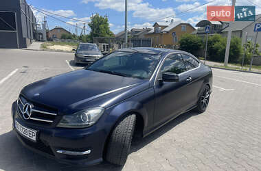 Купе Mercedes-Benz C-Class 2012 в 