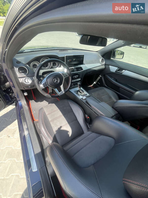 Купе Mercedes-Benz C-Class 2012 в Залещиках