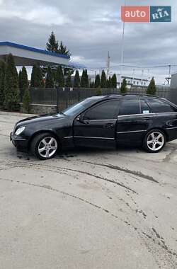 Универсал Mercedes-Benz C-Class 2005 в 