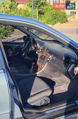 Седан Mercedes-Benz C-Class 2006 в 
