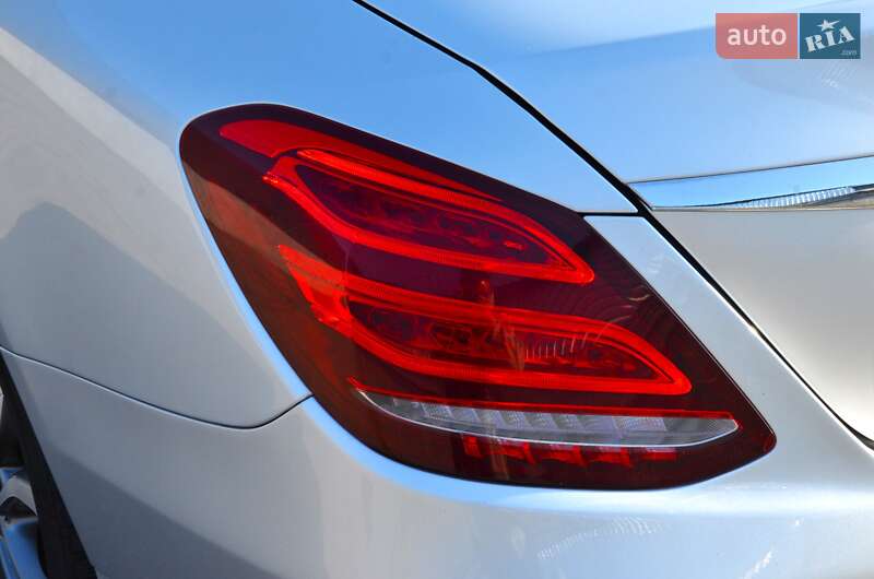 Седан Mercedes-Benz C-Class 2017 в Києві