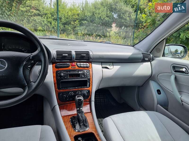 Седан Mercedes-Benz C-Class 2001 в Хмельницькому