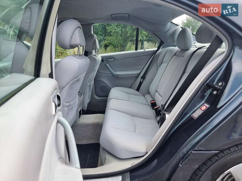 Седан Mercedes-Benz C-Class 2001 в Хмельницькому