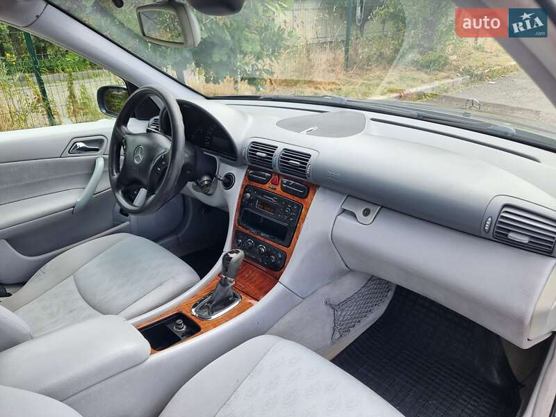 Седан Mercedes-Benz C-Class 2001 в Хмельницькому