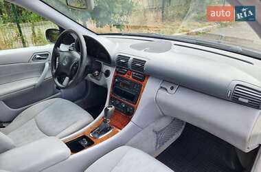 Седан Mercedes-Benz C-Class 2001 в 