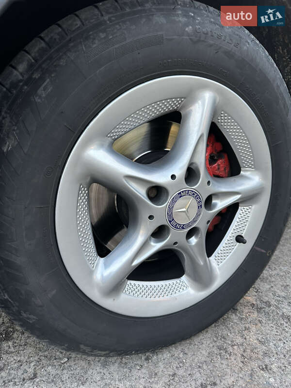 Седан Mercedes-Benz C-Class 2003 в Білій Церкві