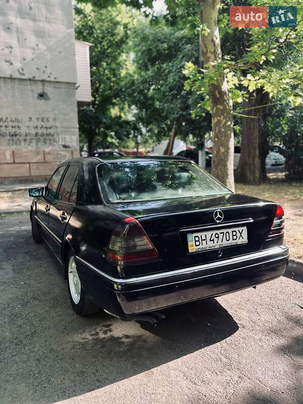 Седан Mercedes-Benz C-Class 1995 в Одессе