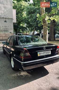 Седан Mercedes-Benz C-Class 1995 в 
