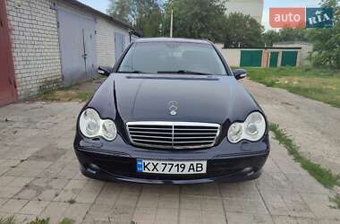 Седан Mercedes-Benz C-Class 2000 в 