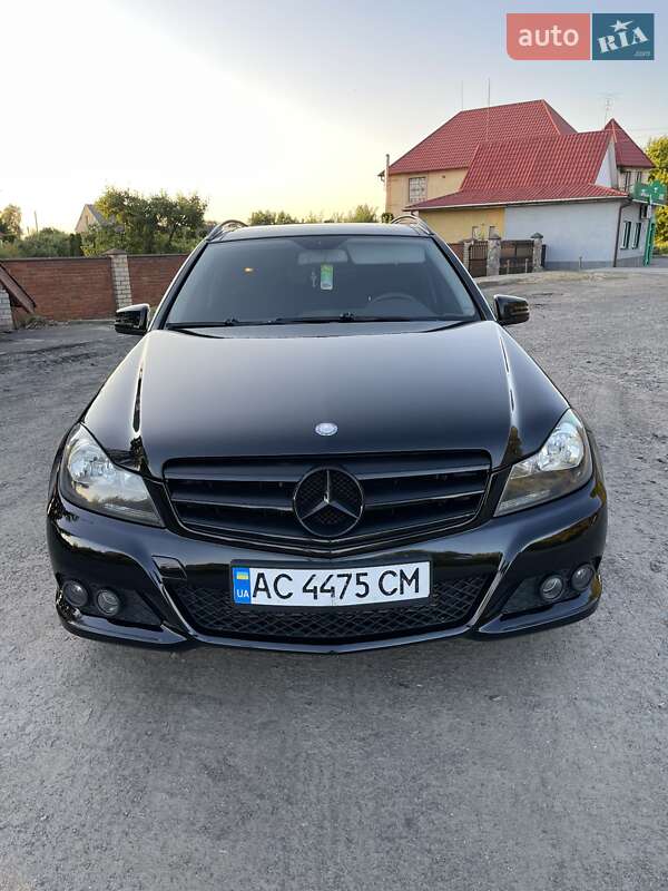 Универсал Mercedes-Benz C-Class 2011 в Ратным