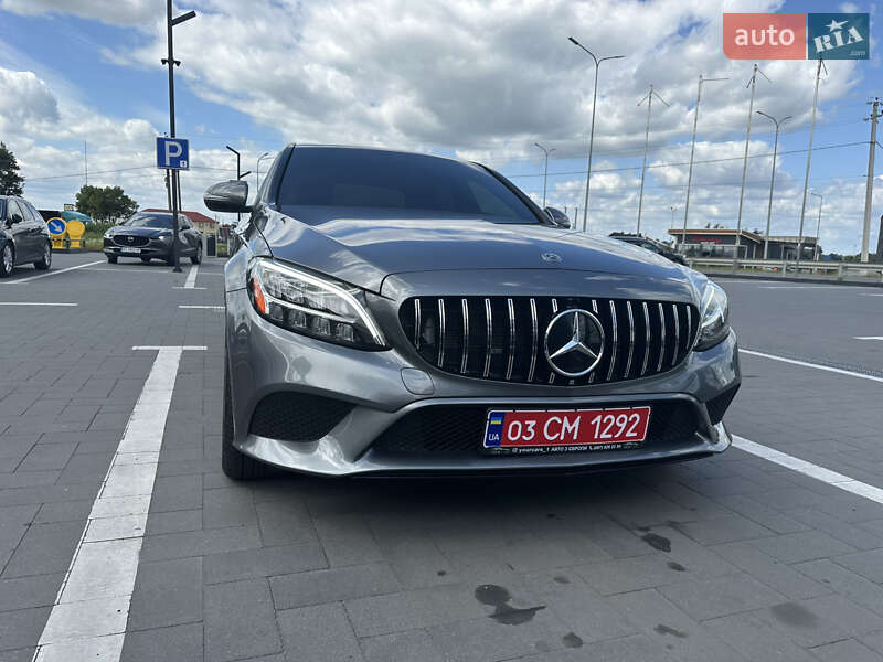 Mercedes-Benz C-Class 2021