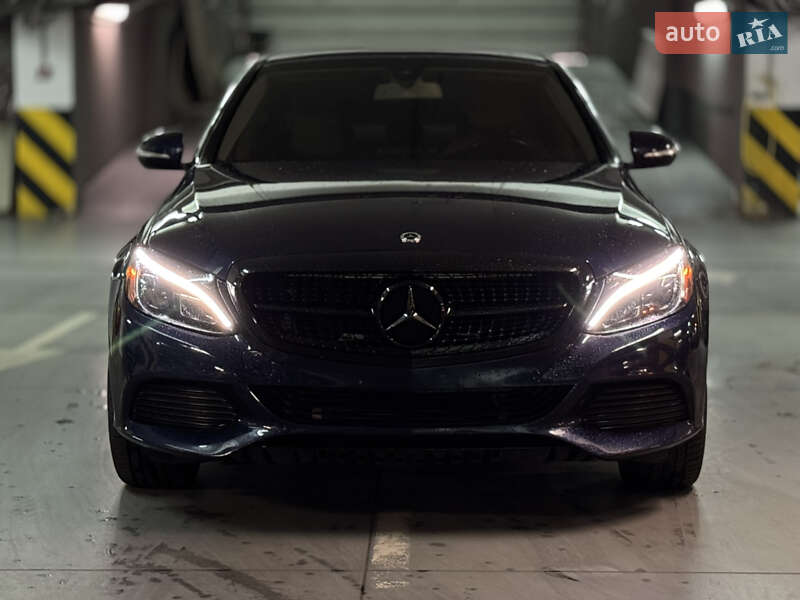 Седан Mercedes-Benz C-Class 2015 в Днепре