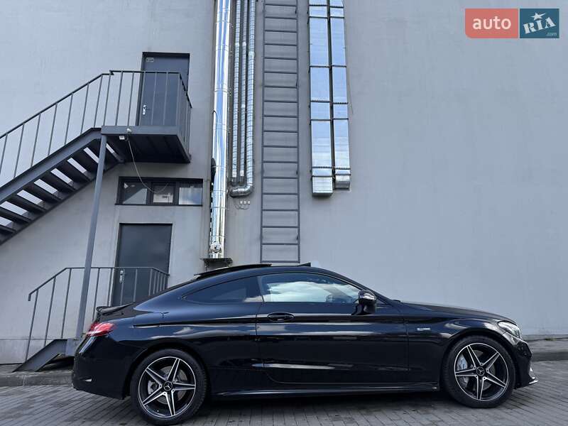 Купе Mercedes-Benz C-Class 2017 в Киеве
