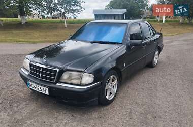 Седан Mercedes-Benz C-Class 1996 в Луцьку