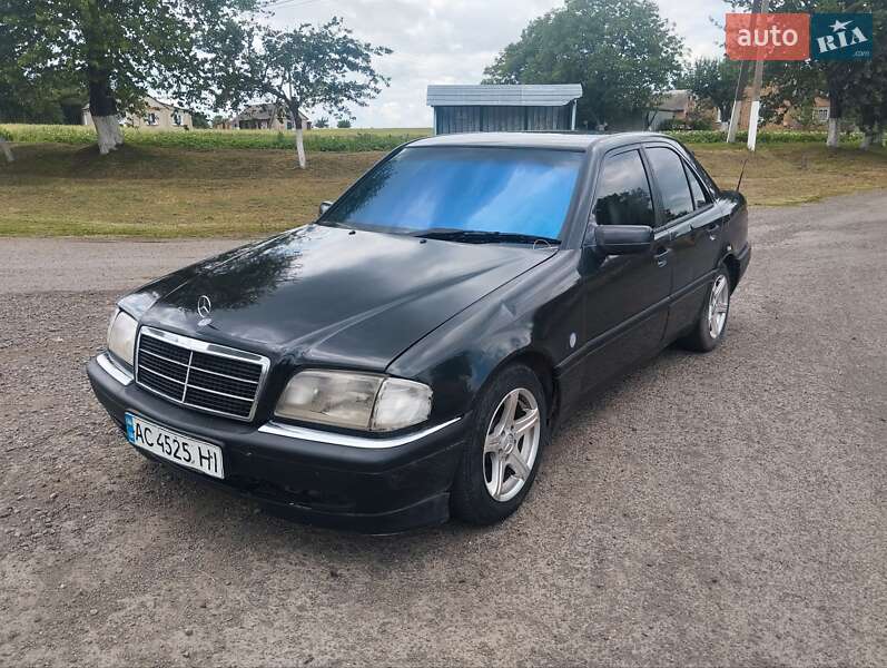 Седан Mercedes-Benz C-Class 1996 в 