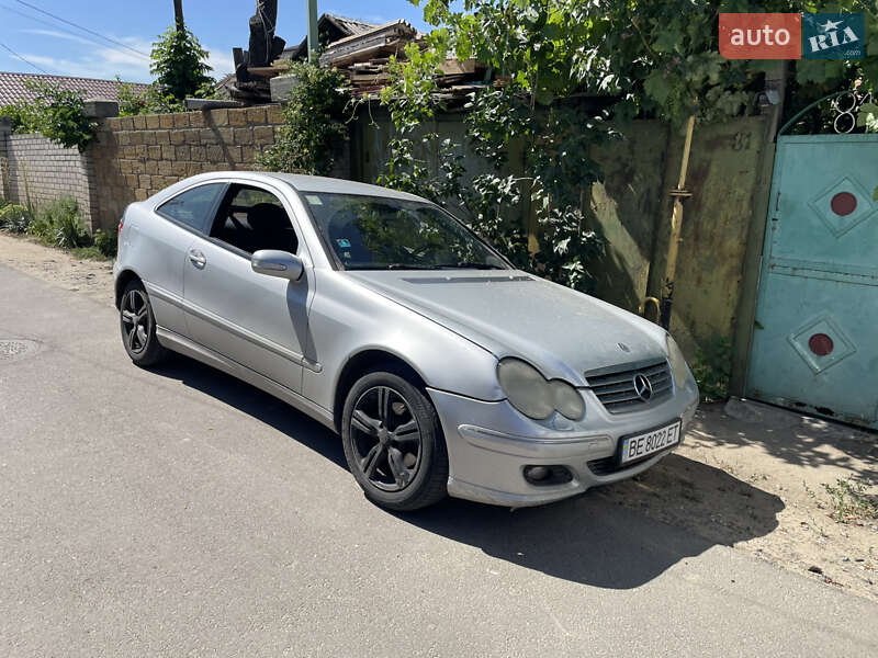 Mercedes-Benz C-Class 2006