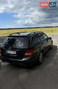 Универсал Mercedes-Benz C-Class 2011 в 