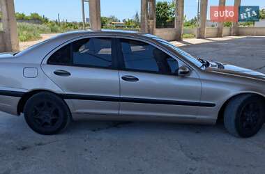 Седан Mercedes-Benz C-Class 2003 в 