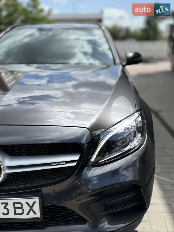 Універсал Mercedes-Benz C-Class 2019 в Києві