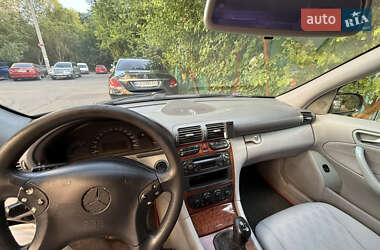 Седан Mercedes-Benz C-Class 2002 в 