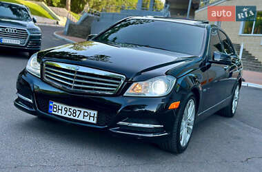 Седан Mercedes-Benz C-Class 2011 в 