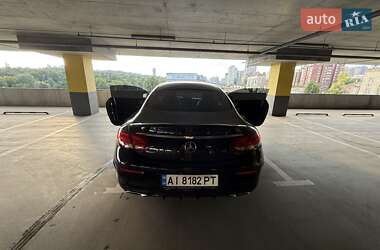 Купе Mercedes-Benz C-Class 2017 в 